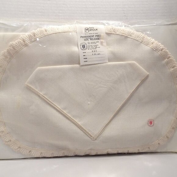 Matouk Belgian Linen Blend 8-Piece Rectangle Placemat Napkin Set 13" x 19" New - Picture 1 of 4